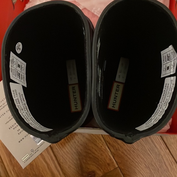 Hunter Rain Boots - Picture 3 of 8